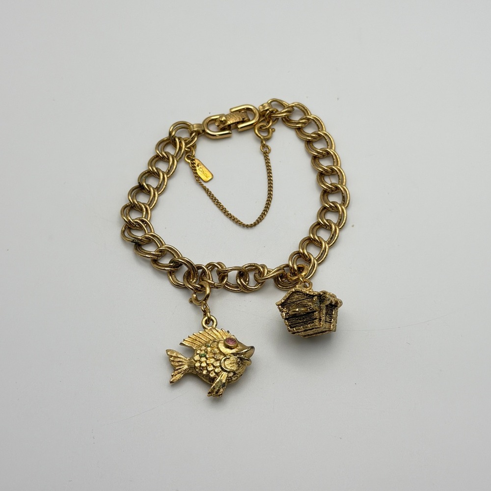 Vintage Monet Gold Tone Charm Bracelet Fish & Opening Treasure Chest Charms